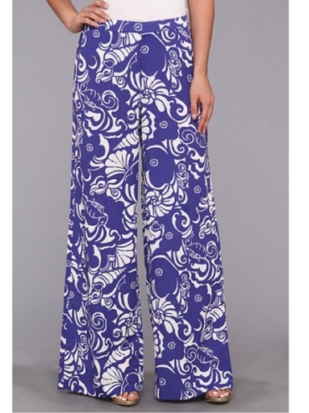 Lilly Pulitzer Middleton
Palazzo pants size S “ Tide
Pools" print.